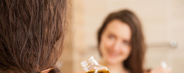 头顶很多碎发怎么办(头顶有很多碎头发怎么办)