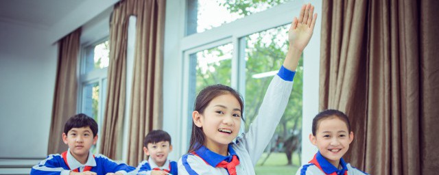 映衬造句(映衬造句三年级)