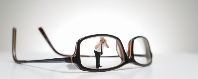 换镜框不换镜片有什么危害(近视镜不换镜片换镜框会有影响吗)