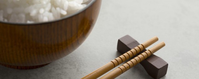 筷子怎么消毒(别人用过的筷子怎么消毒)