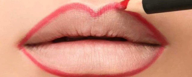 纹唇后怎么做(纹唇后怎么做冷敷)