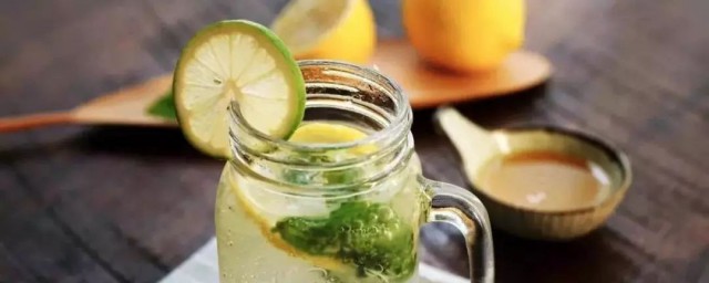 带状疱疹的饮食与禁忌有哪些(带状性疱疹的饮食有什么忌讳)