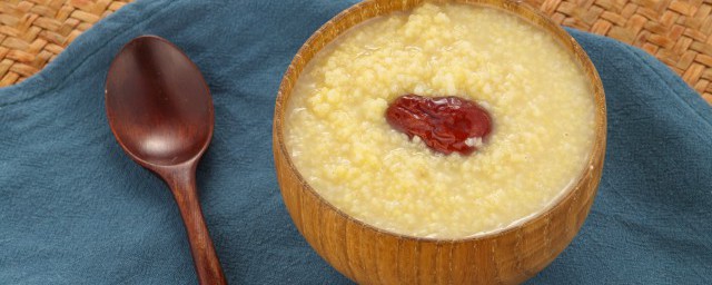 煮小米粥要不要提前泡吗(煮小米粥要不要提前泡一下)