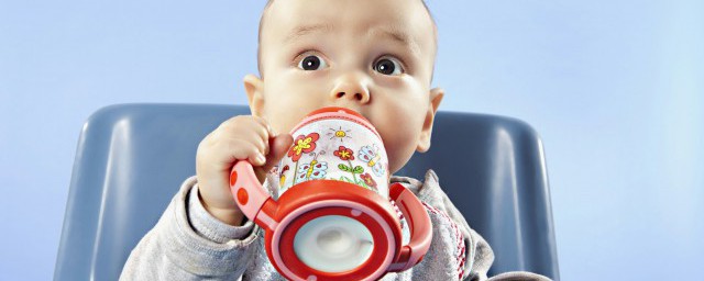 奶嘴能用开水煮吗(橡胶奶嘴能用开水煮吗)