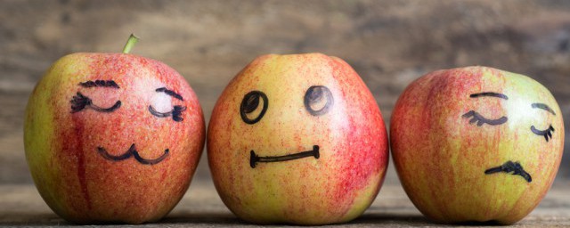 每天保持微笑的励志语(保持微笑的励志句子)