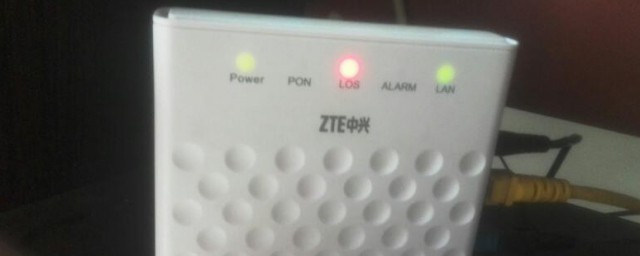 猫的光信号闪红灯怎么处理(猫上的光信号闪红灯是怎么回事)