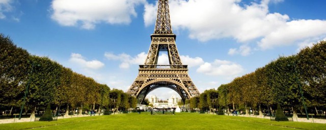 埃菲尔铁塔简介(法国的埃菲尔铁塔简介)