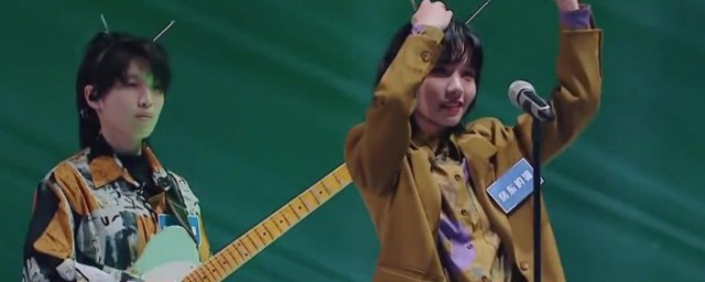 房东的猫歌词是什么(房东的猫往往歌词表达什么)