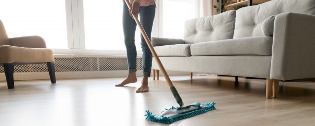 保养木地板的小技巧有哪些(木地板保养的方法)