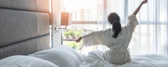 酒店床垫选购要注意什么事项(选床垫需要注意什么)