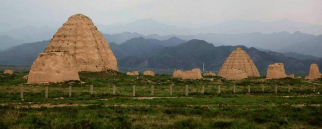 东方金字塔的位置(东方金字塔去哪里)