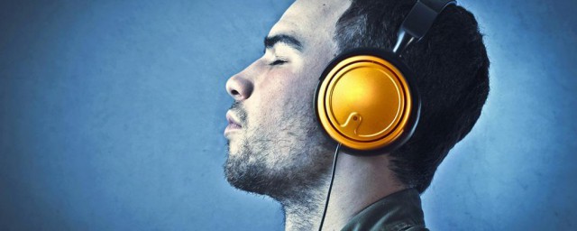 爱谁谁歌简介(爱谁谁谁谁谁谁歌曲)