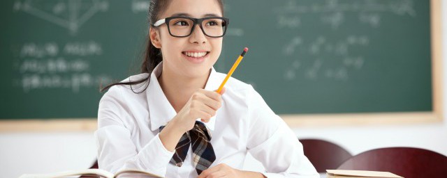 母亲词语拼音和解释简介(母亲的拼音是什么怎么写)