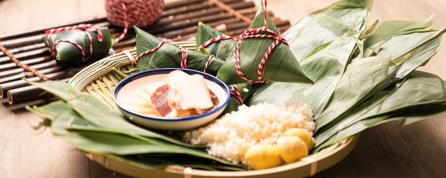 包粽子的米要泡多久才好(请问包粽子的米要泡多久)