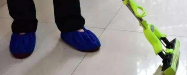 拖地加点啥拖得比较干净(拖地加点什么容易干)