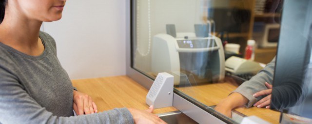 银行展期的解释(银行展期和延期的区别)