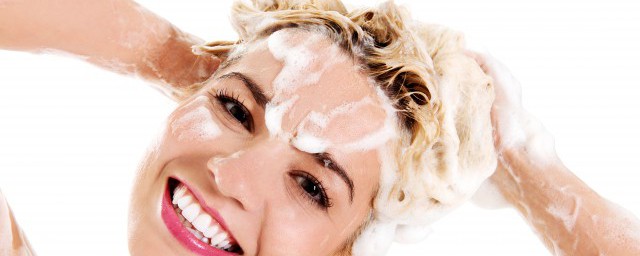 橄榄油去头垢的正确方法(食用橄榄油可以给宝宝去头垢吗)