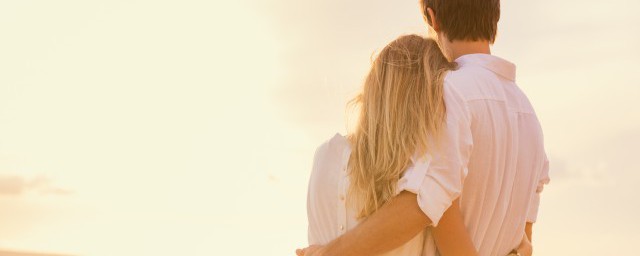 情人节送男友什么礼物合适(送男友情人节礼物送什么合适)