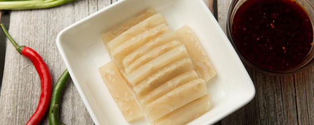 猪皮冻的家常做法(猪皮冻的家常做法大全)