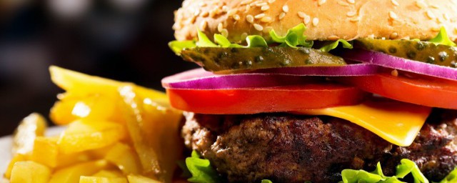 如何做好吃的汉堡(好吃的汉堡怎么做)