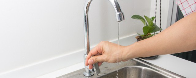 水的化学名称介绍(水的化学别名)