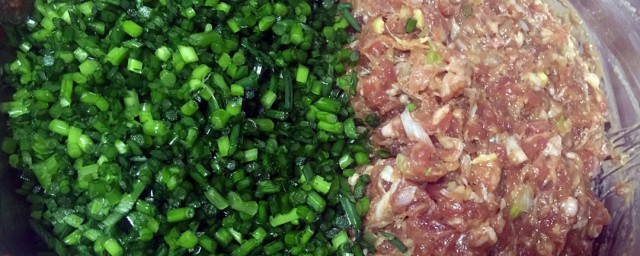 韭苔饺子馅做法大全(韭菜苔肉饺子馅的做法)