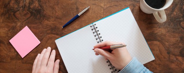 三个土字合在一起的读音和意思是什么(三个土字合起来念什么)