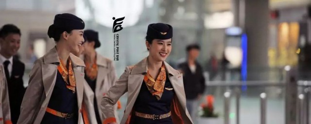 刘亦菲演空姐的电影简介(刘亦菲饰演的电影)