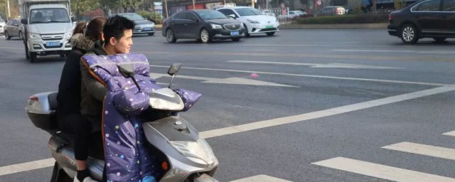 电动车能不能载人(新国标电动车能不能载人)