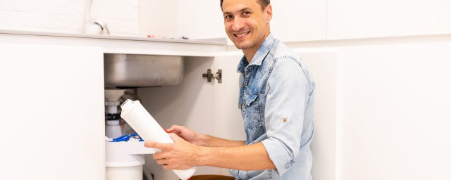 使用净水器的好处(净水器有什么用处)