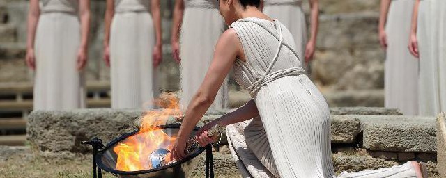 奥运圣火如何点燃(通过什么方式点燃奥运圣火)