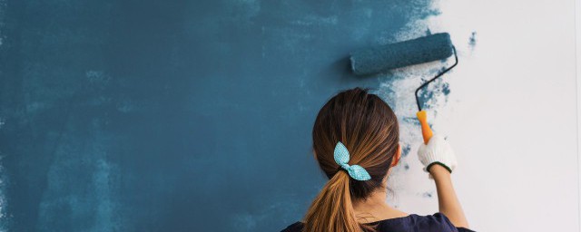 补墙膏的怎么做(补墙膏怎么补墙)