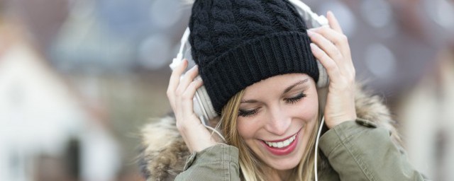 小白杨歌曲简介(小白杨这首歌)