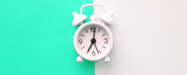 电子钟调时间的方法(电子钟调整时间)