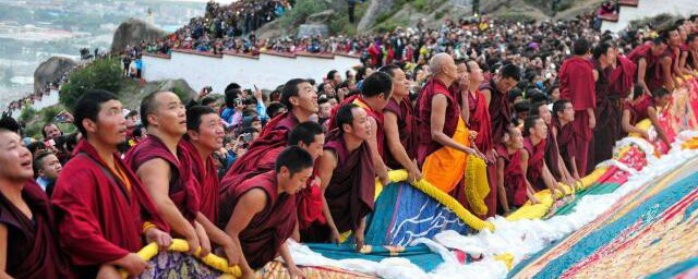 藏族有哪些节目(藏族的主要节目有什么什么什么什么等等)