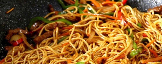 卤面的家常做法窍门是什么(卤面的做法最正宗的做法)