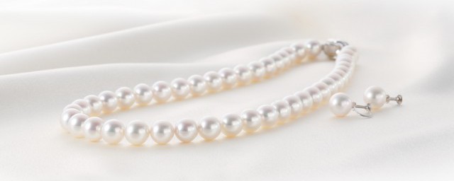 珍珠手链怎样清洗(手链珠怎么清洗)