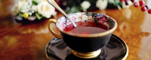 洛神花茶功效与缺点(洛神花茶的好处)