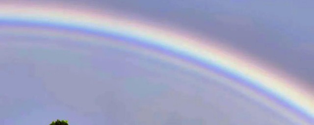 看见了彩虹发朋友圈的句子(出彩虹发朋友圈的句子)