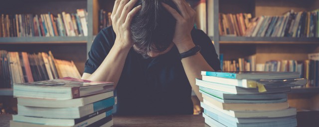 炒怎可以么组词(炒怎么写组词)