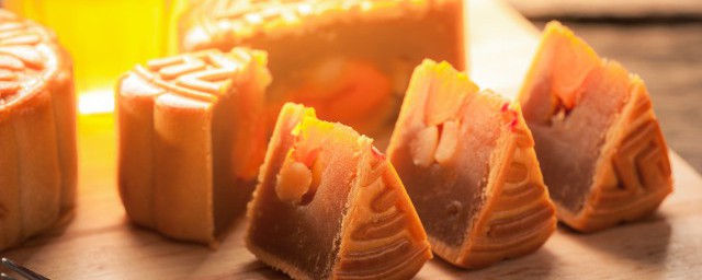 中秋月饼的制作方法(中秋节的月饼制作方法)