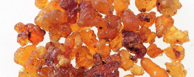 有哪些乳香的功效与作用及禁忌(乳香的功效与作用?)