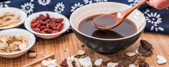 关于半枝莲的功效和禁忌介绍(半枝莲的功效与作用 15大作用不看后悔!)