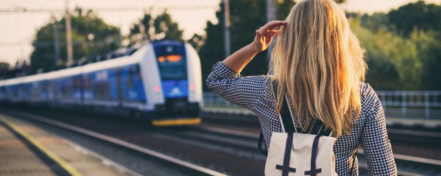 1994年出生是什么命(1994年出生是什么命?山头火命)