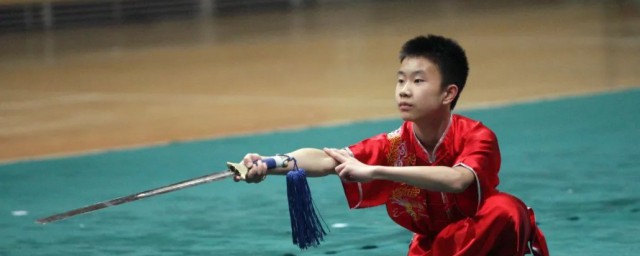 关于(关于若干历史问题的决议)