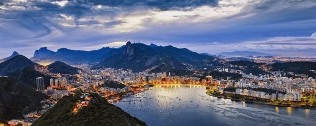 中国50个热门景点(国内50个景点)