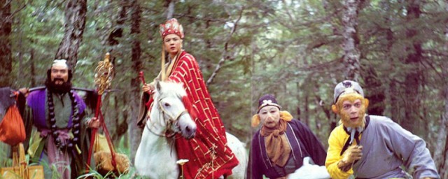 西游记经典故事介绍(《西游记》20个经典故事简介)