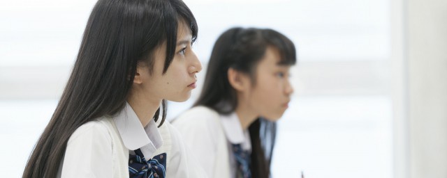 外形内声的字有哪些(外形内声的字有哪些三年级)