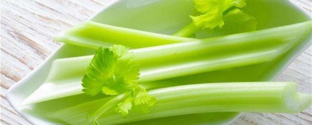 西芹的功效与作用禁忌介绍(西芹的禁忌有哪些?)