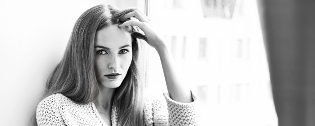 怎么鼓励朋友走出低谷(怎么帮朋友走出低谷期)